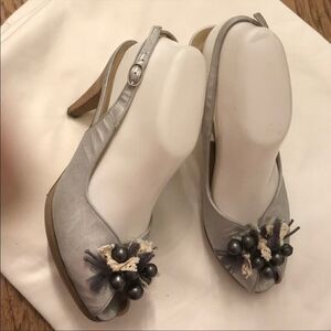 PETER KAISER MATTE SILVER HEELS.   NEW